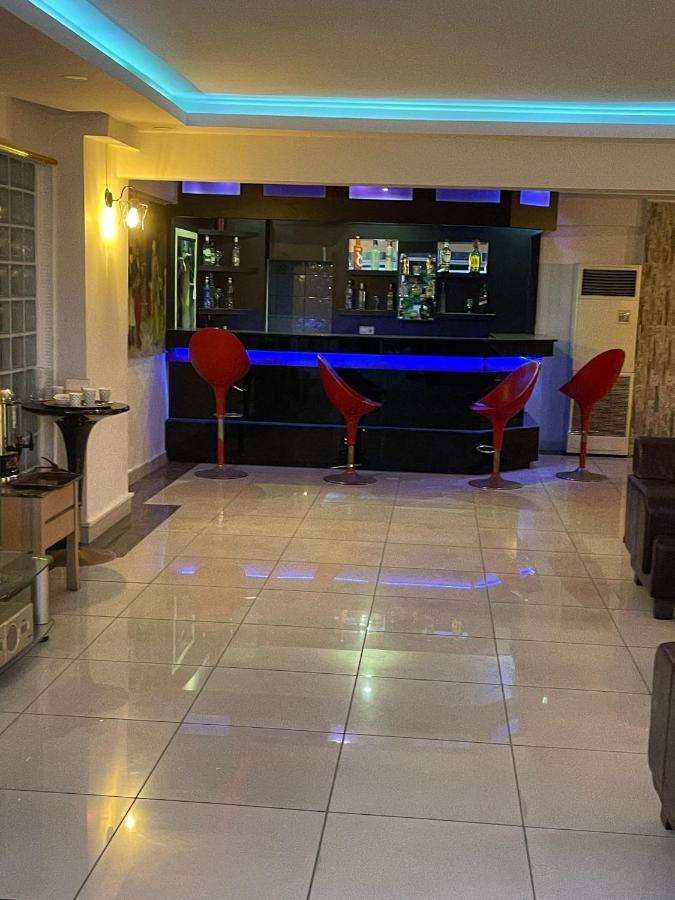 Denizhan Hotel Antalya Eksteriør billede