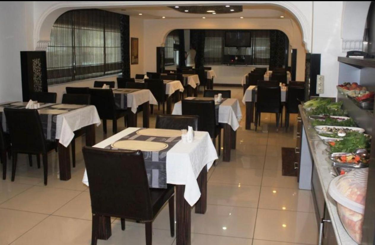 Denizhan Hotel Antalya Eksteriør billede