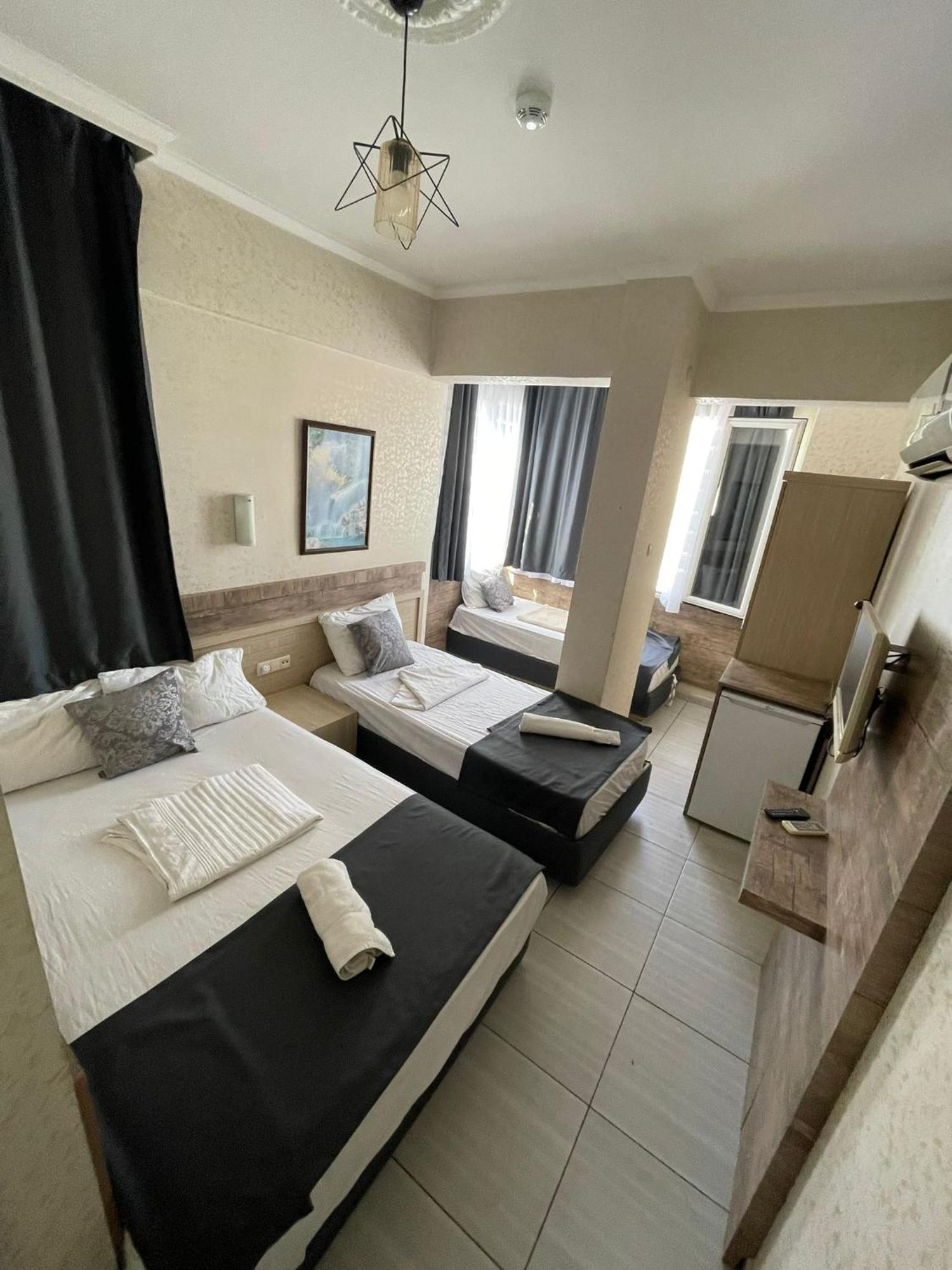 Denizhan Hotel Antalya Eksteriør billede