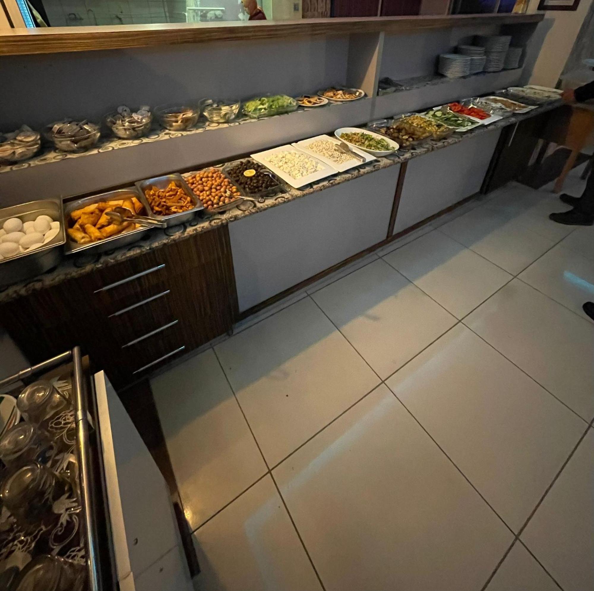 Denizhan Hotel Antalya Eksteriør billede